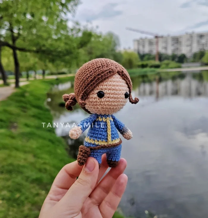 Lucy from the Fallout series - My, Needlework without process, Fallout, With your own hands, Knitted toys, Amigurumi, Serials, Foreign serials, Computer games, Creation, Longpost