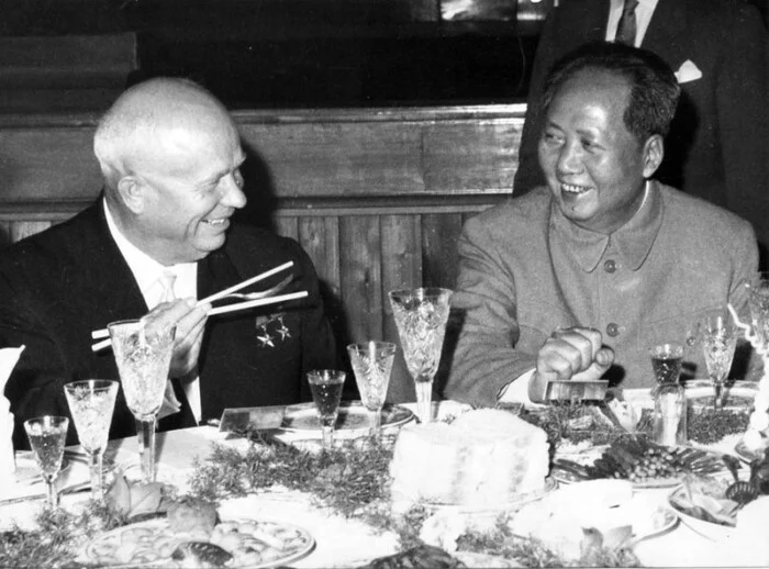 Fatal bathing of leaders - the USSR, China, Nikita Khrushchev, Mao zedong, Confrontation, Argument