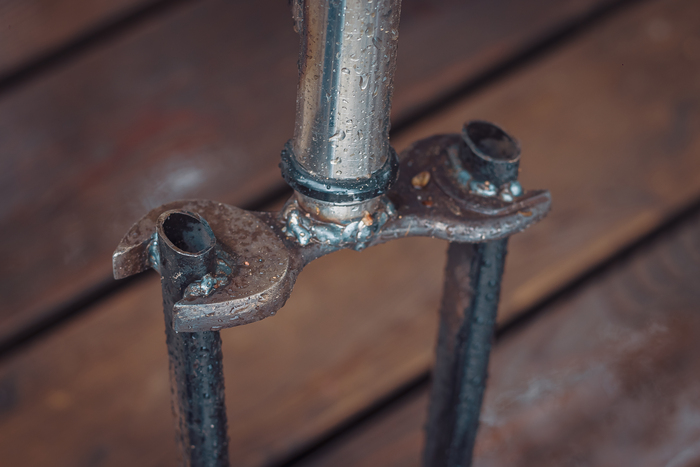 Корона вилки из гаечных ключей? Почему бы и да!?