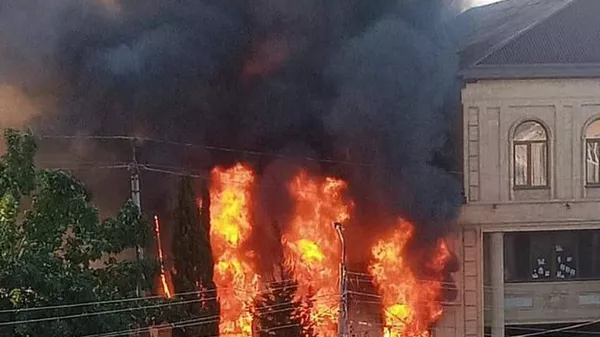 В Дагестане обстреляли синагогу, церковь и пост ДПС, есть погибшие - Негатив, Террористы, Нейтрализация, Антитеррористическая операция, Махачкала, Дербент, Полиция, Происшествие, Дагестан, Telegram (ссылка)