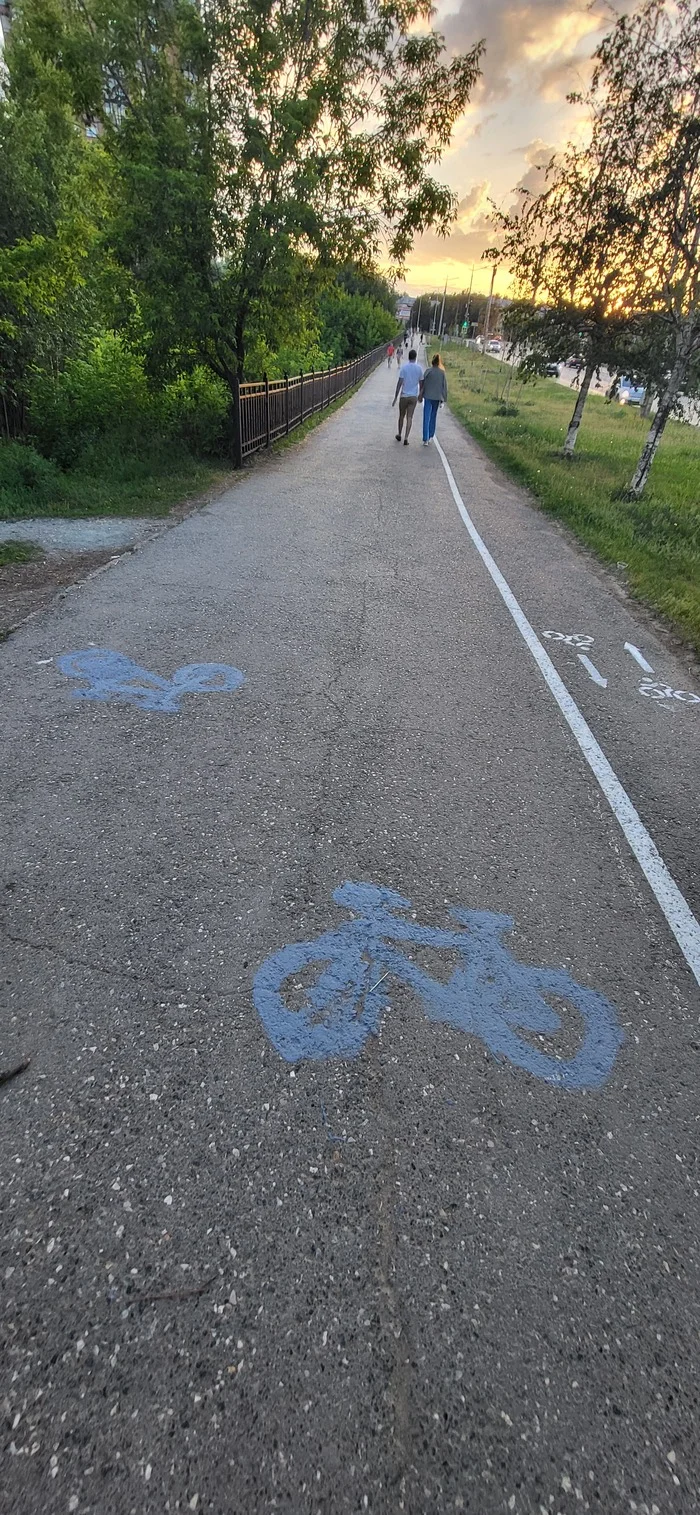 Continuation of the post “The best bike path” - A bike, Cyclist, Bike path, Permian, Bike ride, A pedestrian, Kick scooter, Road markings, Markup, Asphalt, Electric scooter, Traffic rules, No accident happened, Road, Road safety, Longpost, Reply to post