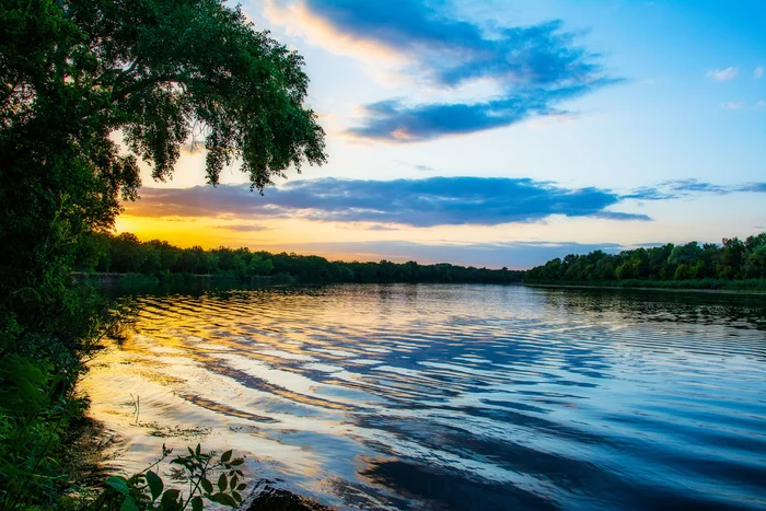 Donetsk is worried... - My, The photo, Nikon, Nature, Landscape, River, Sunset, Seversky Donets