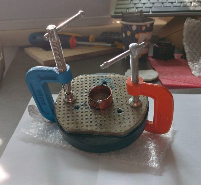 Ремонт развалившейся магнитной системы динамика 25ГДН-3-5