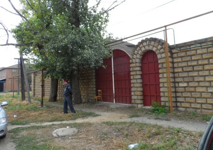 Тот самый забор на участке семьи Тарвердиевых