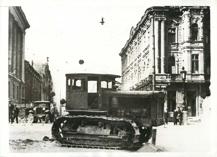 Фото сделано в первые дни после оставления РККА Одессы.