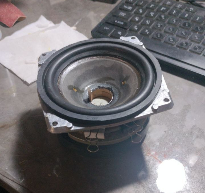 Центровка и приклеивание центровочной шайбы