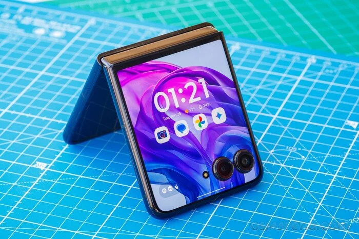 Обзор Motorola Razr 50 Ultra для тех, кто спешит - Моё, Смартфон, Android, Моторола, Razr, Обзор, Перевел сам, Длиннопост, Серия Обзоры