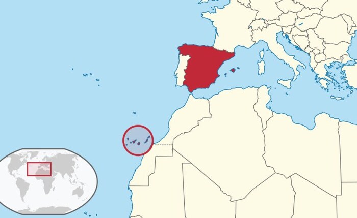 Канарский архипелаг пал перед испанским оружием в 1490-ые года, тогда же, а конкретно - в 1497-ом, была получена Мелилья, отнятая у марокканской династии Ваттасидов
