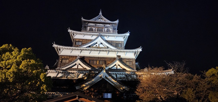 Замок городе Хиросима