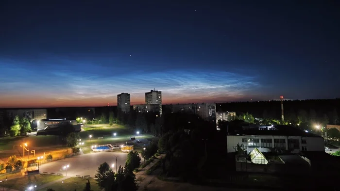 Noctilucent clouds over the Smolensk region - My, Noctilucent clouds, Smolensk, Yartsevo, Longpost, Night city, The photo