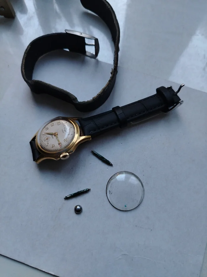 Gull - My, Master, Workshop, Clock, Hobby, Craftsmanship, Wrist Watch, Made in USSR, Work from home, Restoration, The photo, Experience, Emotions, Video, Vertical video, Longpost