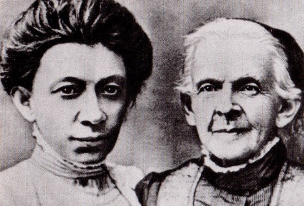  ,  ,    ""   1911 , -    . . ,       ,  , .   -""