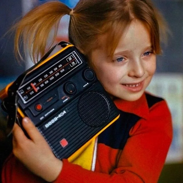 Girl with Vega-404 receiver, 1981 - Receiver, Made in USSR, Girl, Old photo, Children