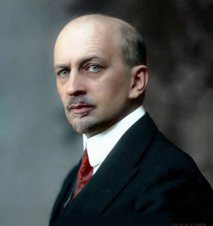 Похож на Ленина