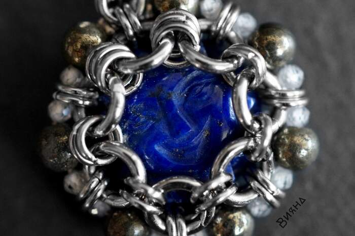 If you also see a smiling stone in the photo, then perhaps you are overheated. As I - My, Chain weaving, Chain mail jewelry, Decoration, Handmade, Wire jewelry, Mystical decorations, Natural stones, Heat, Smile, Needlework without process, Needlework, Lapis lazuli, Pyrite, Pendant