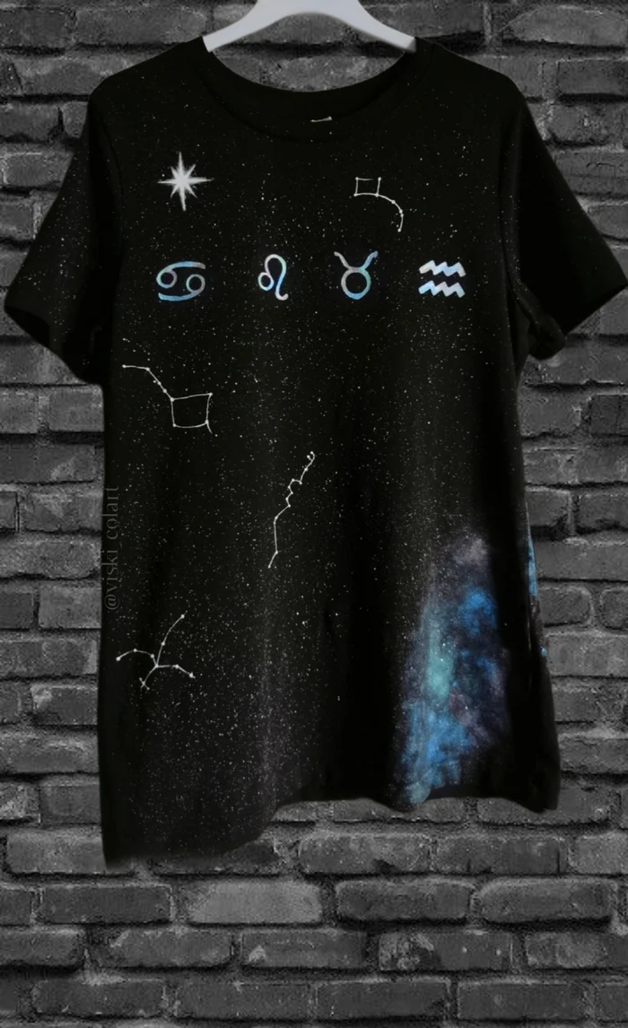 Space painting, without brushes - My, Space, Painting, Painting on fabric, Drawing, Paints, Acrylic, Shine, Milky Way, T-shirt, Customization, Artist, Design, Longpost