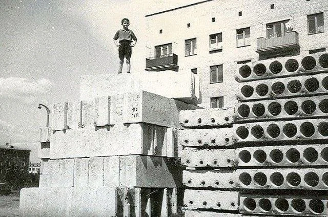 Construction sites were the best place to play in our childhood... Oh, and what a dangerous business this is! But how many adventures - Building, Childhood, Childhood memories, Childhood in the USSR, Made in USSR, the USSR, Telegram (link), Games, Memories, Memory, 60th, 70th, 80-е, Youth, Adventures, Youth