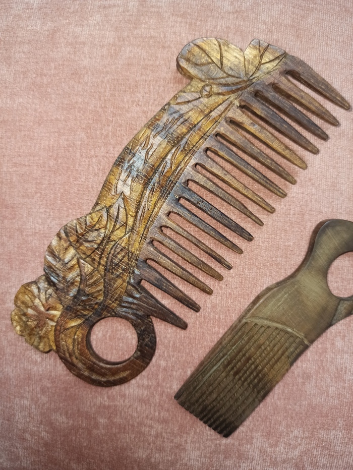 Доработал немного рисунок с обеих сторон, потом шлифовка и полировка.