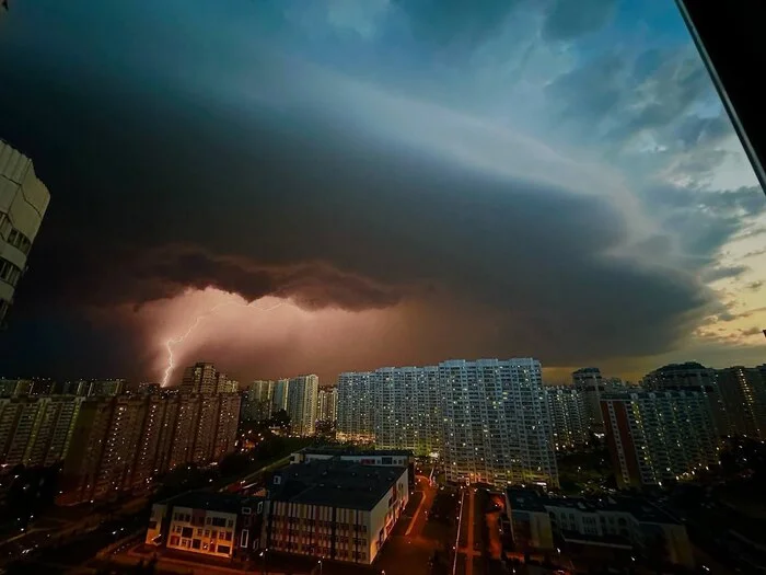 Today's thunderstorm in Lyubertsy - Thunderstorm, Lyubertsy, Storm, Lightning, Hurricane, The photo