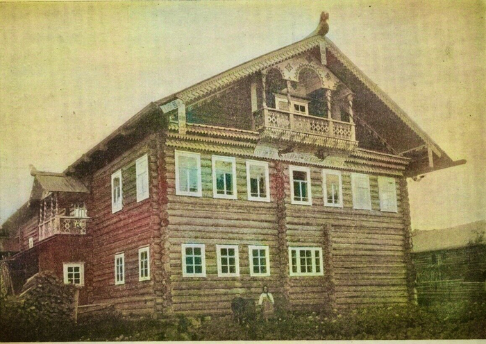 Дом кулака, 1906 год. Секретом богатства этой семьи стало огромное число детей и рабочих рук