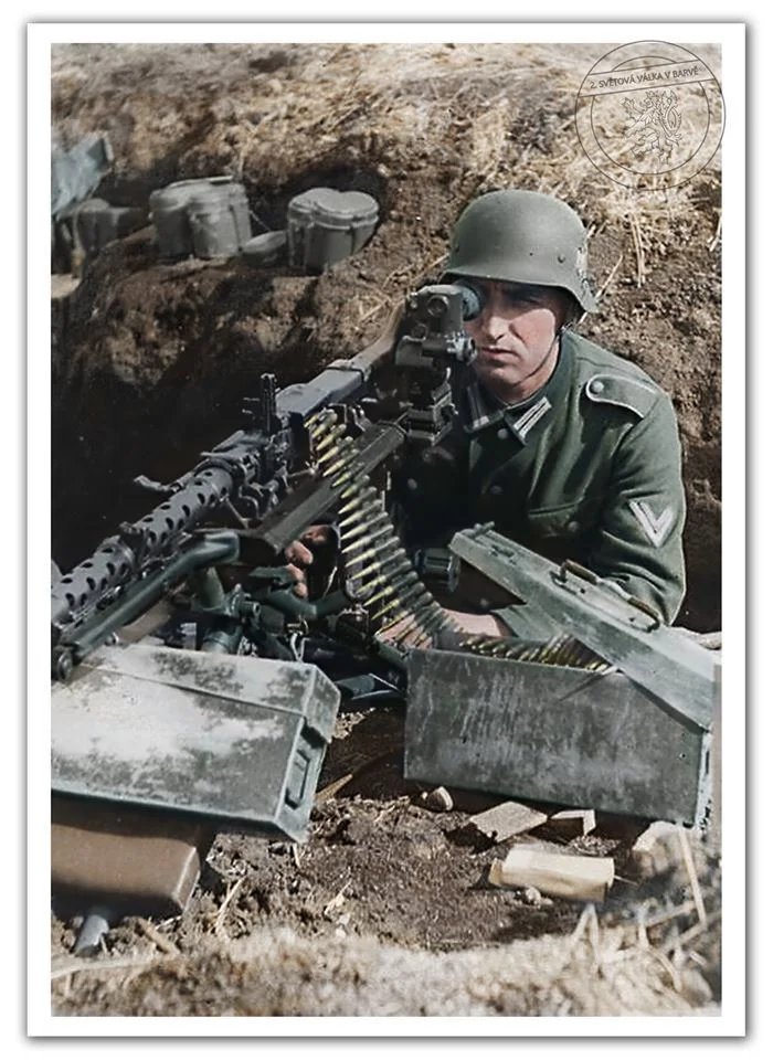 German officers shoot their soldiers in the back - The Great Patriotic War, Sovinformburo, Zahradotryady, War crimes, Longpost