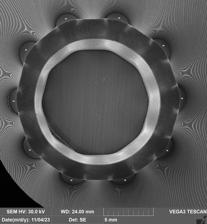 Practical application of a new physical effect in magnetic couplings has been discovered - My, Inventions, Technologies, Innovations, Electron microscope, A magnetic field, Magnets, Visualization, Electromagnetism, Electrons, Physics, The science, Video, Longpost