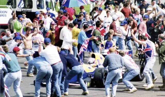 The 75th World Championship has reached the equator! Meeting point - Silverstone. British Grand Prix preview - Автоспорт, Formula 1, Race, World championship, Equator, Great Britain, England, Track, Max Verstappen, Lando Norris, Lewis Hamilton, George Russell, Mercedes, Mclaren, Red bull, Ferrari, Longpost