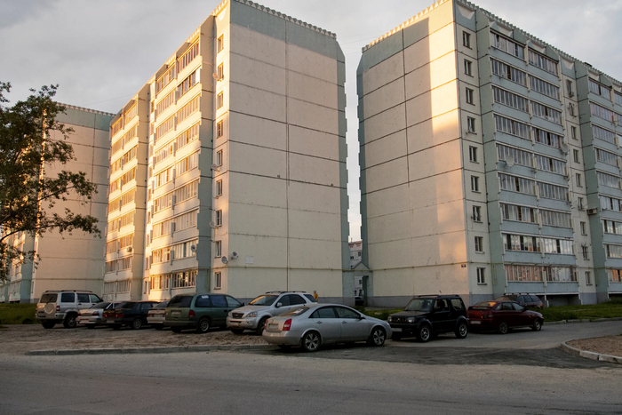 ��� � �����