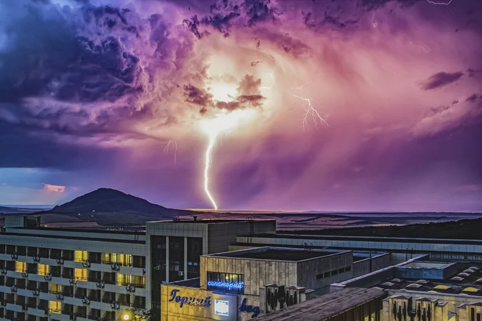 Grozovoe - The photo, Canon, Caucasian Mineral Waters, Thunderstorm, Zheleznovodsk, Lightning, Landscape