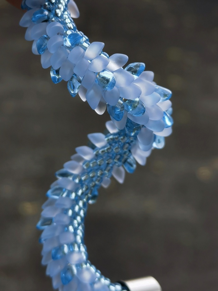 А вы любите Хаяо Миядзаки... Пятничный тег моё, Дракон, Ручная работа, Рукоделие без процесса, Длиннопост, Фотография, Вертикальное видео, Видео, Бисер, Бисероплетение, Творчество, Без звука