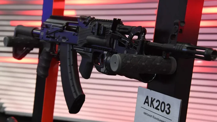 The Russian-Indian enterprise transferred 35 thousand AK-203 assault rifles to India - Industry, Import substitution, Russia, India, Rostec, Chemezov, Export, Import, Kalashnikov assault rifle