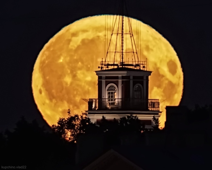 Полнолуние 22 июня. ДУМСКАЯ БАШНЯ