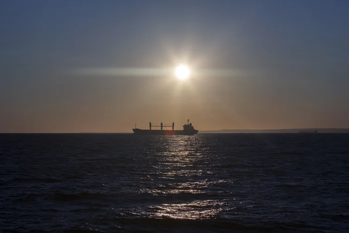 Sunset with a barge - My, The photo, Travels, Saint Petersburg, Neva Bay, Landscape, Sunset, Barge