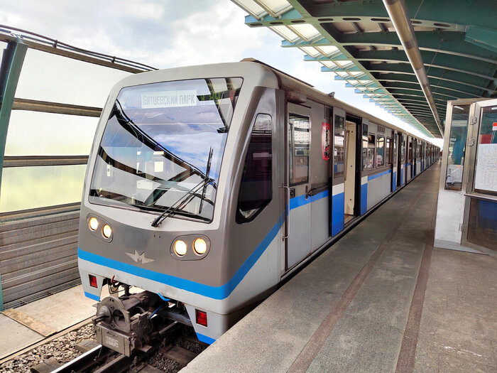     ""      .   81-740 (           )   .  : Transport_moscow. : <!--noindex--><a href="https://pikabu.ru/story/moskovskiy_metropoliten__samyie_nekomfortnyie_poezda_dlya_passazhirov_11574606?u=https%3A%2F%2Ftransphoto.org&t=https%3A%2F%2Ftransphoto.org&h=ac7c150d13708c04b8c14c2eb8e6742bdfd80dcf" title="https://transphoto.org" target="_blank" rel="nofollow noopener">https://transphoto.org</a><!--/noindex-->