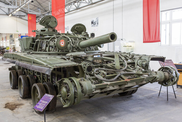 "���������" �-72 ��� ����� � �������� ����� � ������