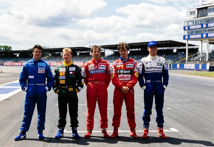 Great Britain '94. Hill's home victory and Schumacher's scandalous disqualification with missing 2 Grands Prix - My, Competitions, Formula 1, Автоспорт, Race, Speed, 90th, Retro, The Grand Prix, Michael Schumacher, Damon Hill, Benetton, Williams racing, Extreme, David Coulthard, Jean Alesi, Ferrari, The photo, Life stories, Video, Youtube, Longpost, Series F1 is the queen of motorsport