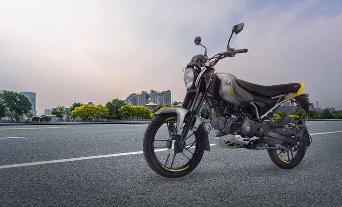 Первый в мире мотоцикл на метане: Bajaj Freedom 125 NG04 скоро в продаже по доступной цене - Техника, Двигатель, Машина