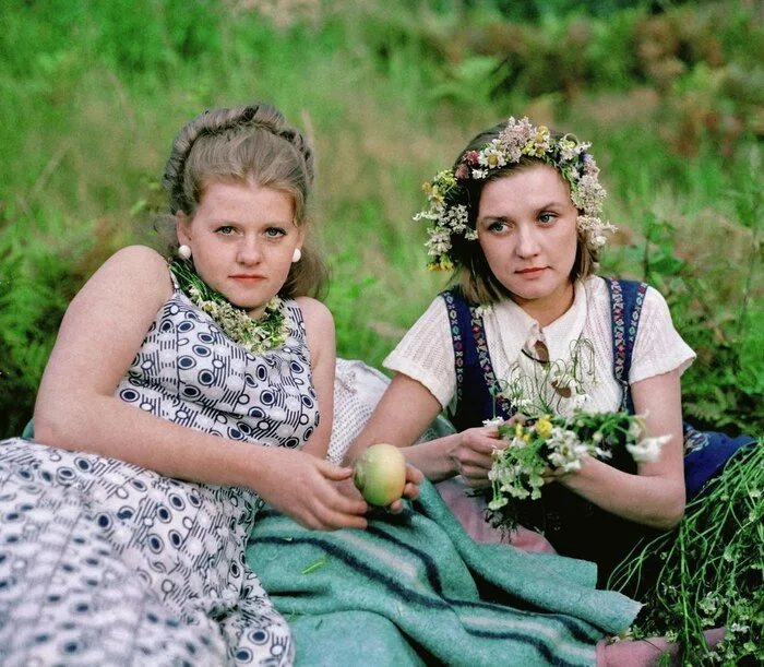 Irina Muravyova and Vera Alentova, 1979, “Moscow does not believe in tears” - The photo, the USSR, Actors and actresses, Photos from filming, 1979, Moscow does not believe in tears, Irina Muravyeva, Vera Alentova, Repeat