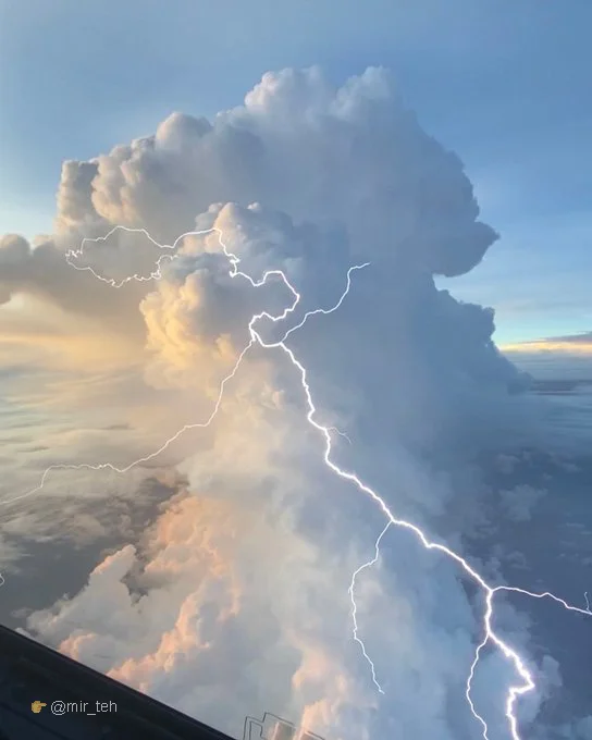 A lightning strike filmed by a pilot from the cockpit - The photo, Lightning, Airplane, Pilot, Aviation, Flight, civil Aviation, Photoshop