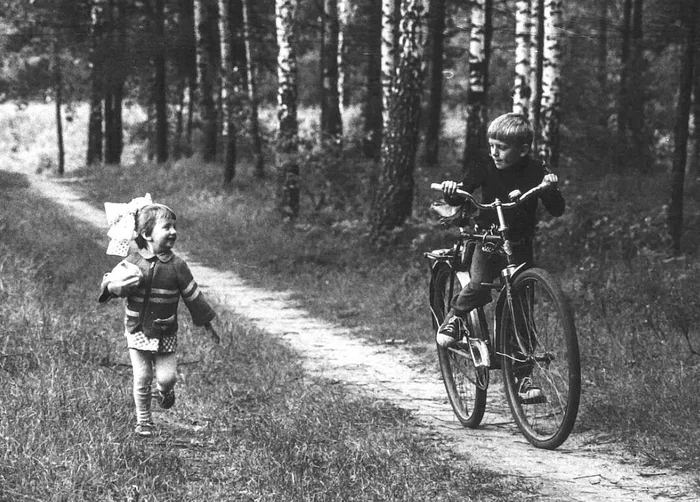 This is how a real childhood summer went - Summer, Childhood, River, Bathing, Village, Swing, Fishing, Made in USSR, Childhood in the USSR, Childhood memories, Memories, the USSR, 60th, 70th, 80-е, Youth, Memory, Film, Youth, Past, Telegram (link), Longpost