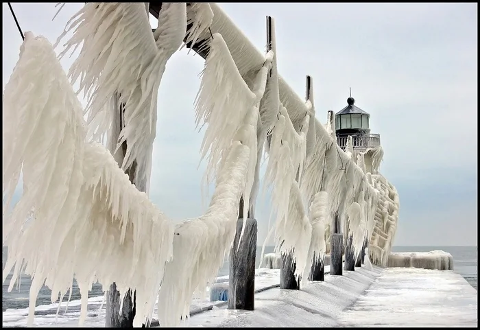 Frozen lighthouses - Lighthouse, Cold, Ice, beauty, Telegram (link), Longpost