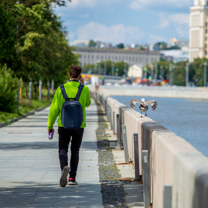 Эй, чел! Я с тобой!