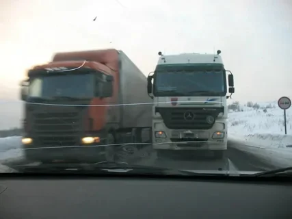 A very strange moment about “Professional Foragers” and “Lightweight Teachers on the Road” - My, Wagon, Professional, Truckers, Teacher on the road, Crash, Violation of traffic rules, Death, Negative