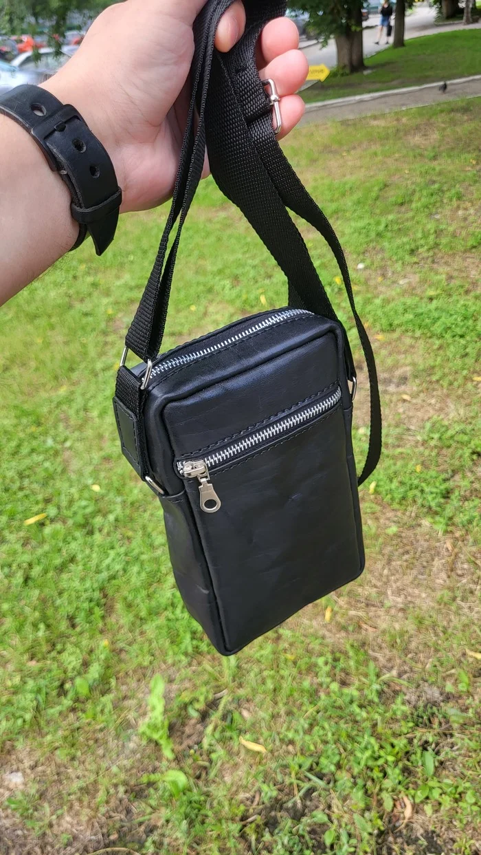 Small men's bag for the summer for documents - My, Сумка, Handmade, Accessories, Natural leather, Longpost, Needlework with process