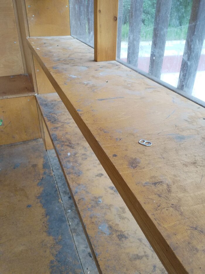 Состояние перголы после первого сезона использования. Фото мое.