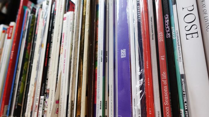 Первые номера новые российские журналов, таких как Думай, POSE, Way Of Living