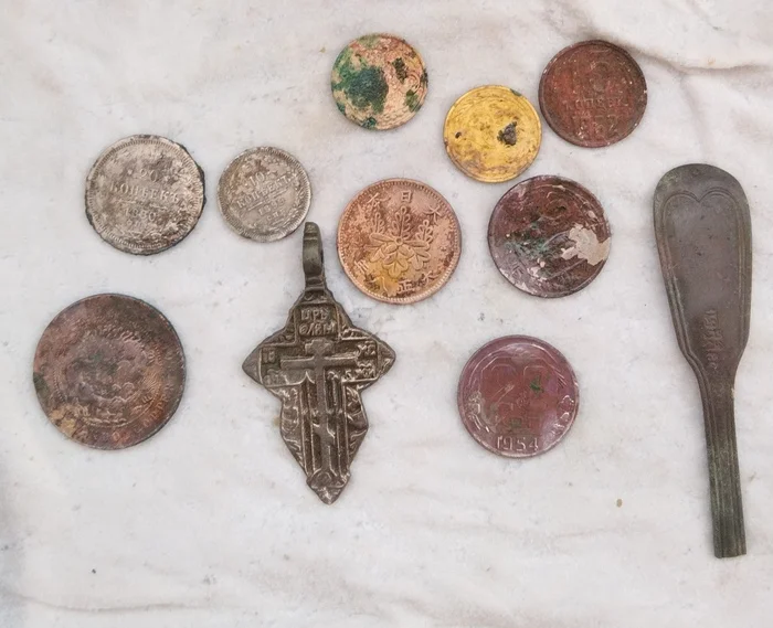 Greed and Competition - My, Nicholas II, Archaeological finds, Российская империя, Archeology, Find, Blagoveshchensk, Amur region, Metal detector, Digger, Treasure hunt, Silver, Rare coins, Coin, Glass, Ancient coins, China, Longpost, Series Untitled