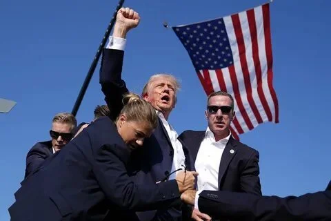 The best photos of the assassination attempt on Donald Trump - Politics, Donald Trump, Assassination attempt, USA, US elections, Post #11600482