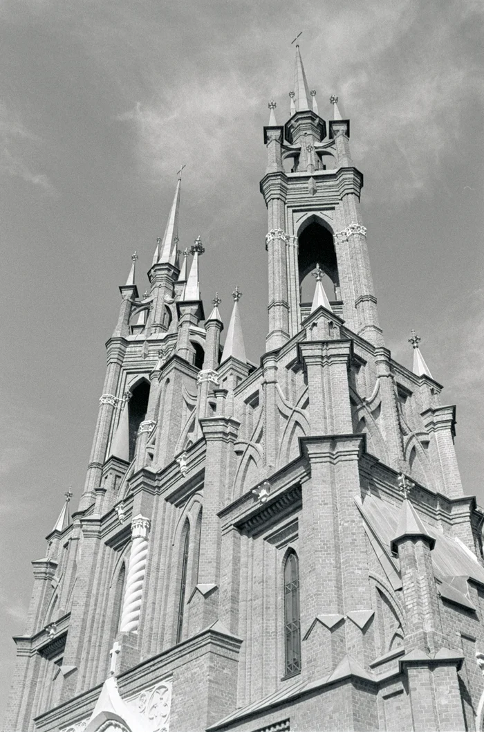 Temple of the Sacred Heart of Jesus (Samara) - My, The photo, Canon, Film, Black and White Film, Black and white photo, Temple, Longpost, Samara