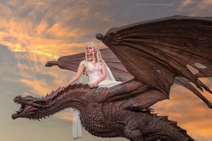 Cosplay Daenerys Targaryen and her dragons. Garibaldi Castle - My, Cosplay, Cosplayers, PHOTOSESSION, Girls, The photo, Garibaldi Castle, The Dragon, Mother of dragons, Daenerys Targaryen, Game of Thrones, Serials, House of the Dragon, Targaryen, PLIO, Longpost